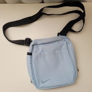 NIKE Crossbody